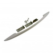 Maniglia bianca dello sportello