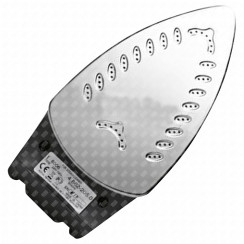 Ferro da stiro a vapore con suola leggera