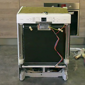 Il telaio della lavastoviglie è danneggiato