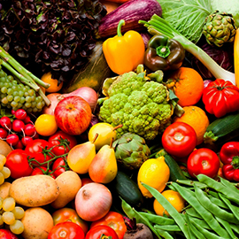 Nel frigo ci sono alimenti ricchi d acqua